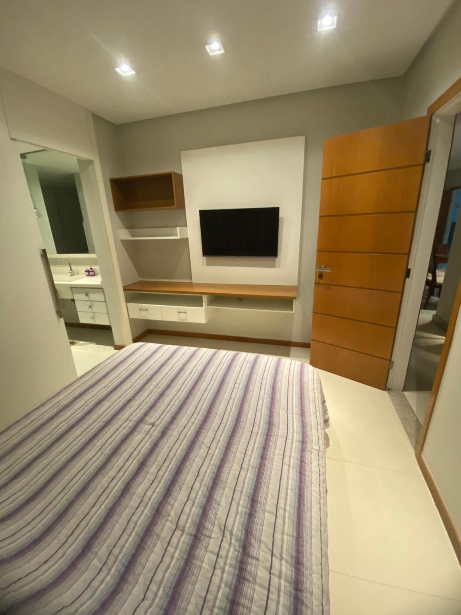 Apt 3Q Luxo Com Ar E Jacuzzi Na Beira Mar Guarapari Luaran gambar