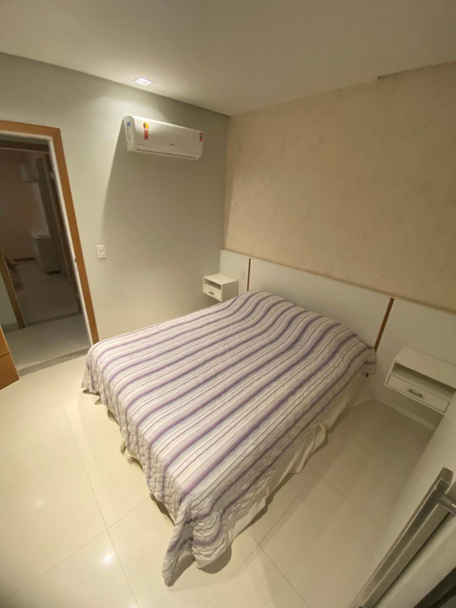 Apt 3Q Luxo Com Ar E Jacuzzi Na Beira Mar Guarapari Luaran gambar