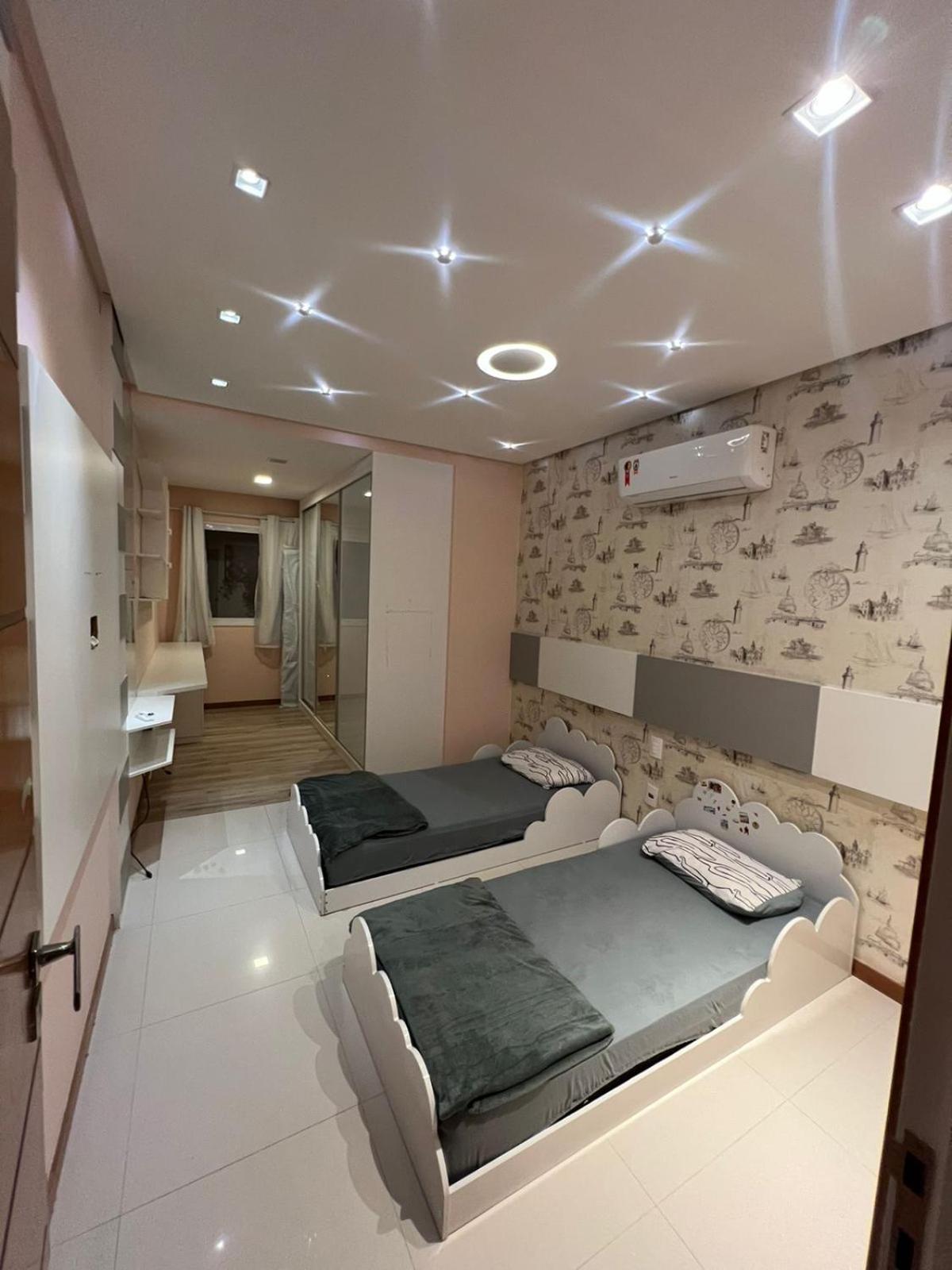 Apt 3Q Luxo Com Ar E Jacuzzi Na Beira Mar Guarapari Luaran gambar